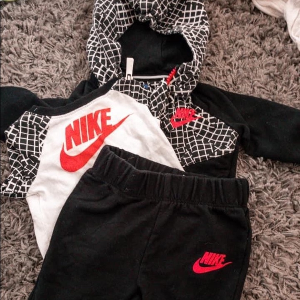 baby girl Nike set.